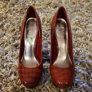 Elegant Brown Crocodile Pattern Women Shoes